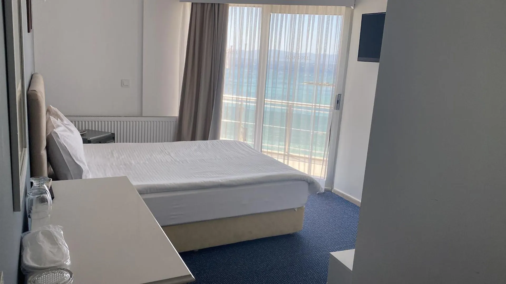 Pasifik Hotel Çeşme 2*,