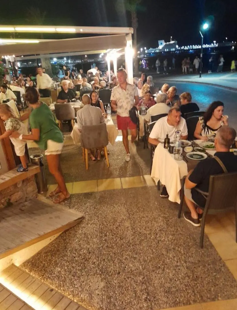 **  Pasifik Hotel Çeşme Türkei
